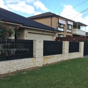 Aluminium Fencing Sydney 3D vertical slat panels