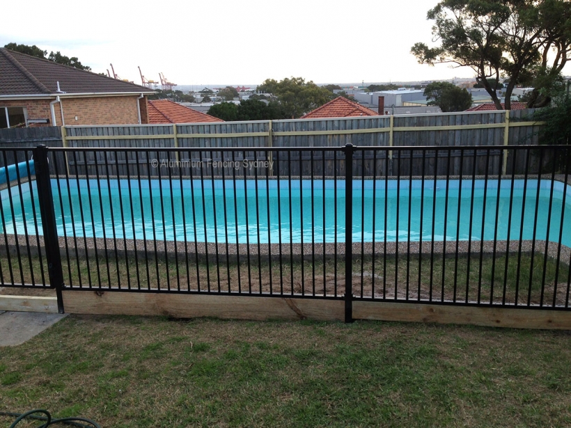 Compliant tubular pool fencing | Aluminium Fencing Sydney