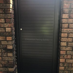 Aluminium Fencing Sydney horizontal slat with no gaps gate