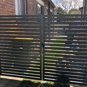 Aluminium Fencing Sydney horizontal slats 20mm gap double swinging gate