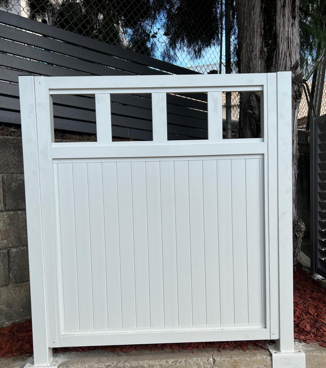 Aluminium Fencing Sydney - Hamptons style