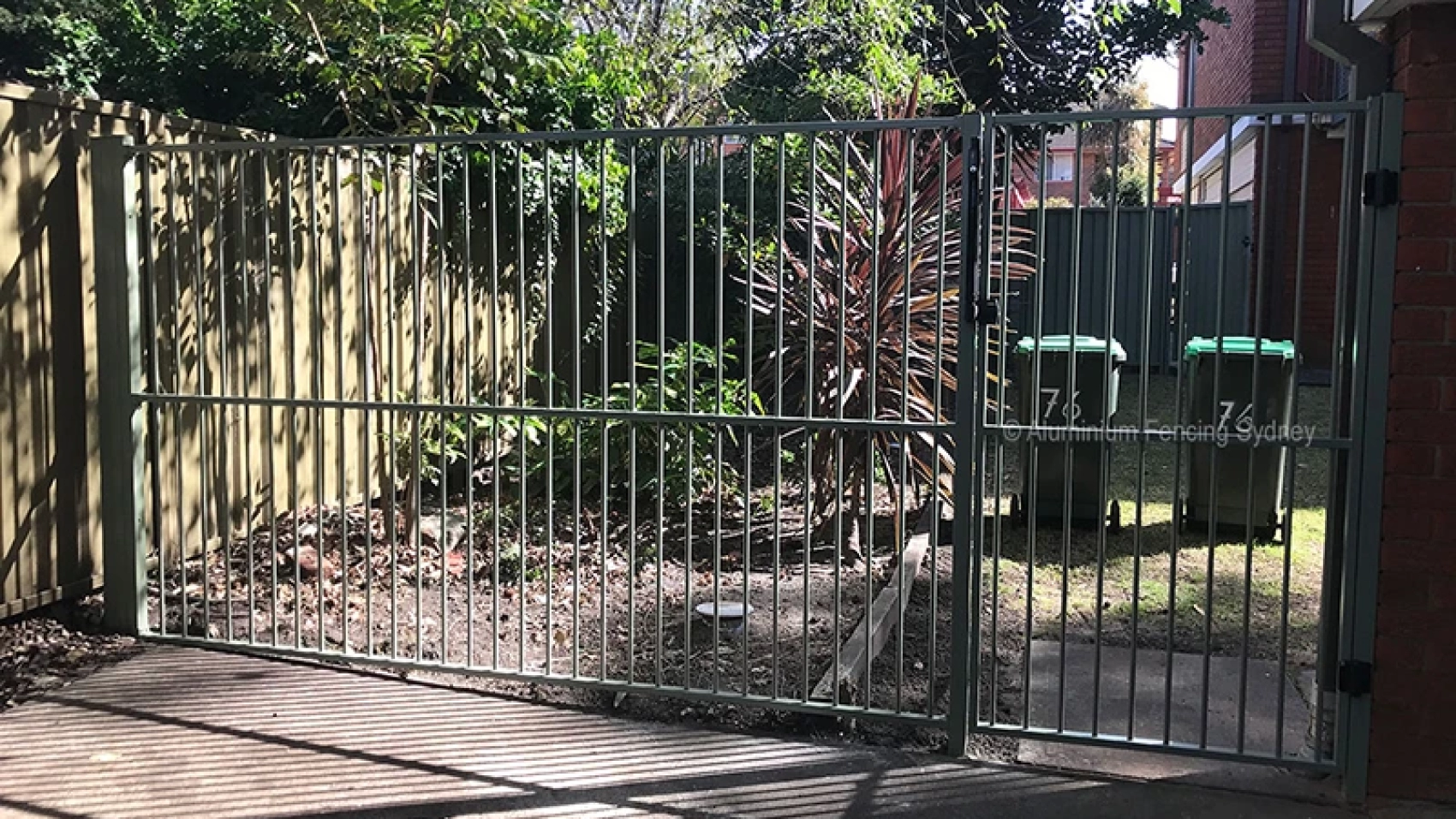 AFS difference between aluminium and steel fences